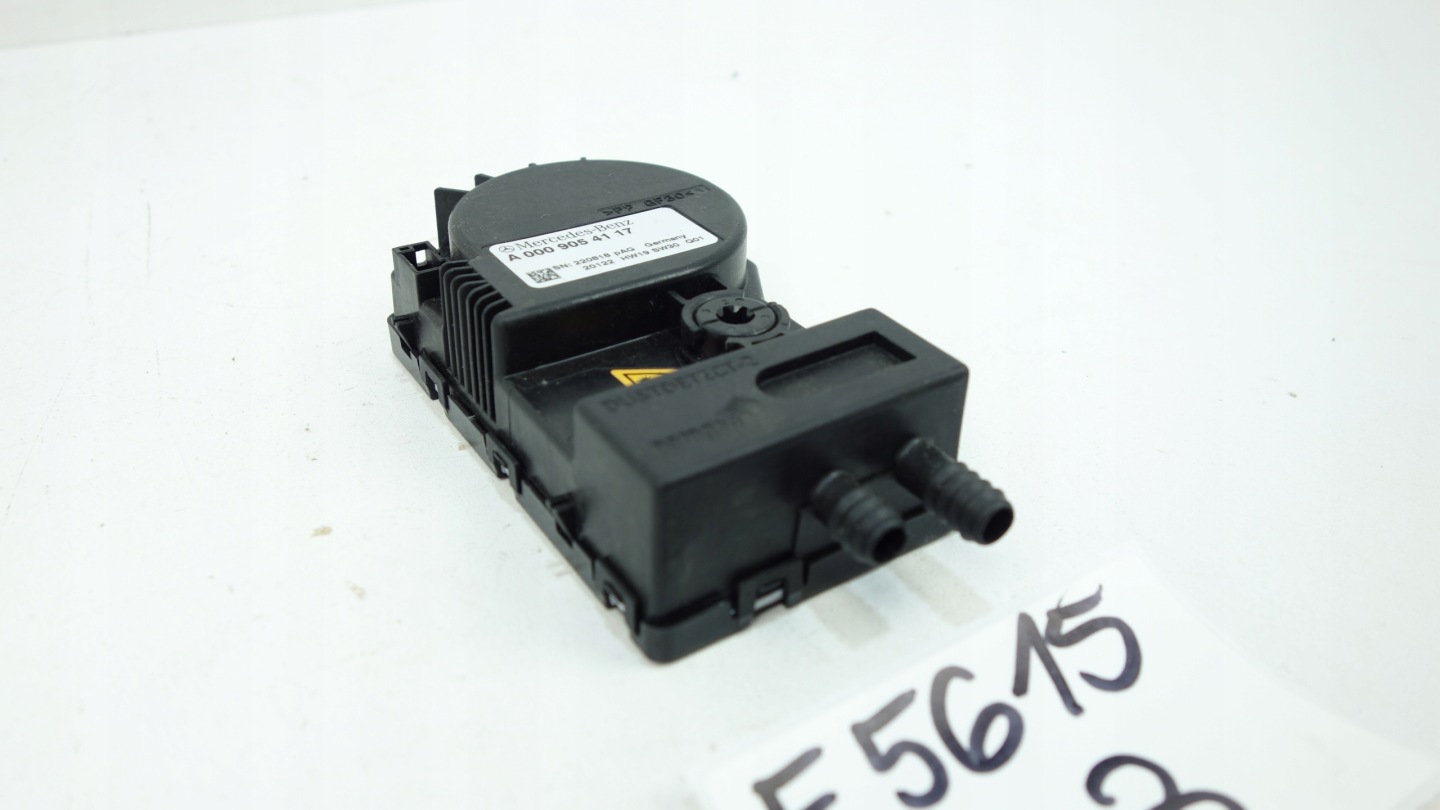 Sensor SENSOR ZAPYLENIA MERCEDES E W213 2016- A0009054117