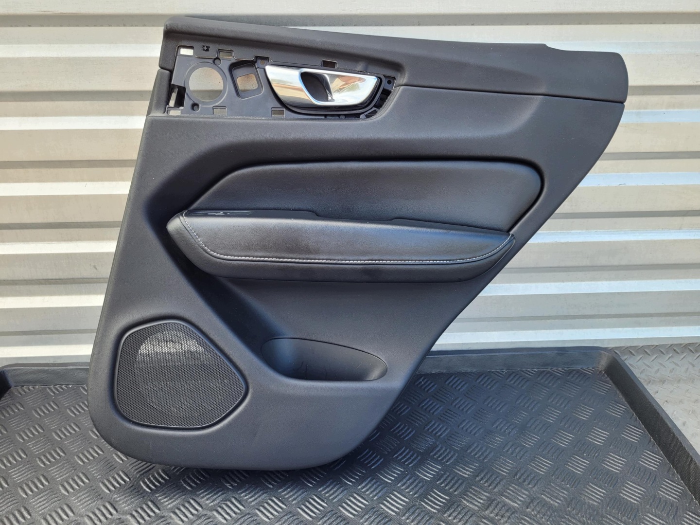side door upholstery rear part rear right VOLVO XC60 II