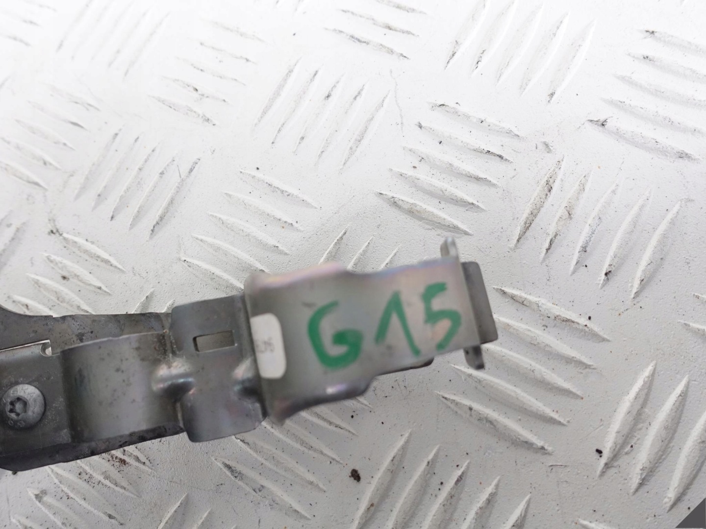 G15 G14 G16 G11 G30 5.0iX bracket hose wiring