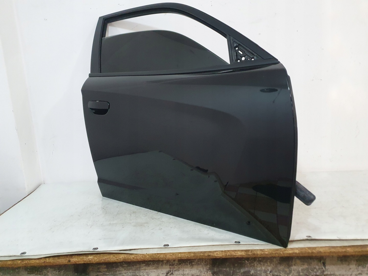 DODGE CHARGER 18 - door right front complete PX8