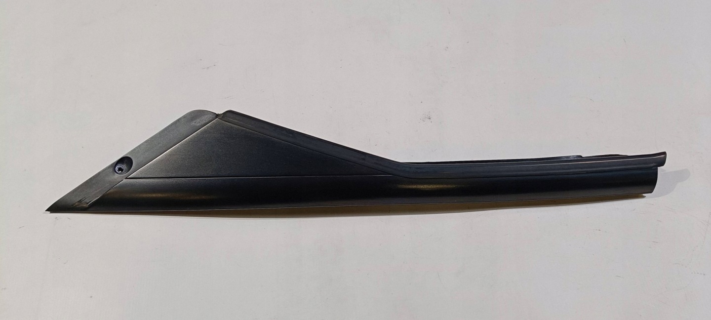 blende abdeckung blende gehäuse panel säule A rechts Chevrolet Corvette C6 2005-2013
