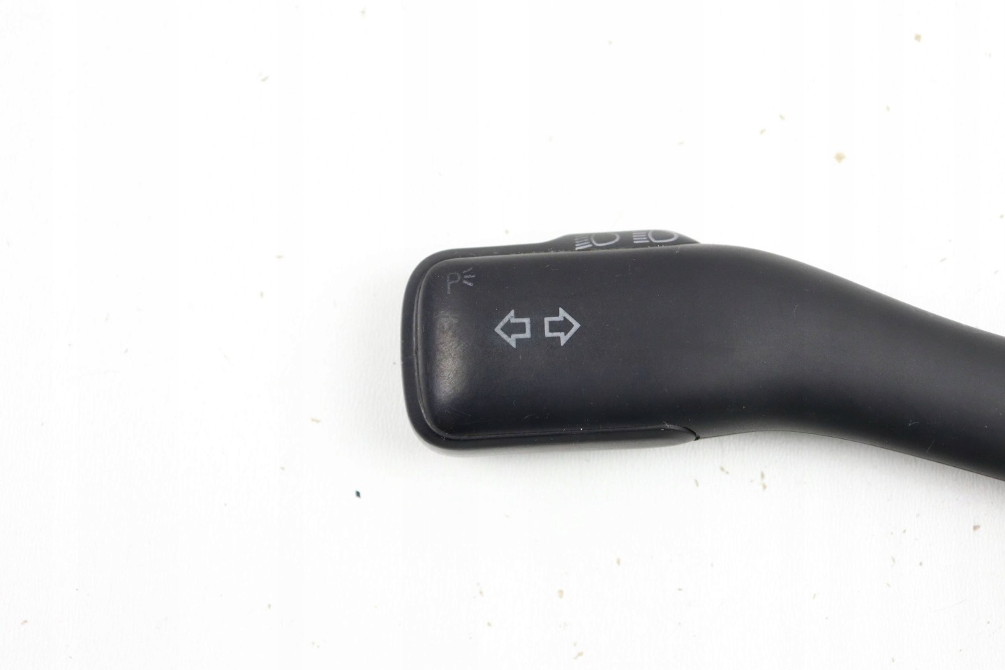 VW PASSAT B5 GOLF IV BORA Bouton Indicateurs de direction MANETKA 8L0953513G