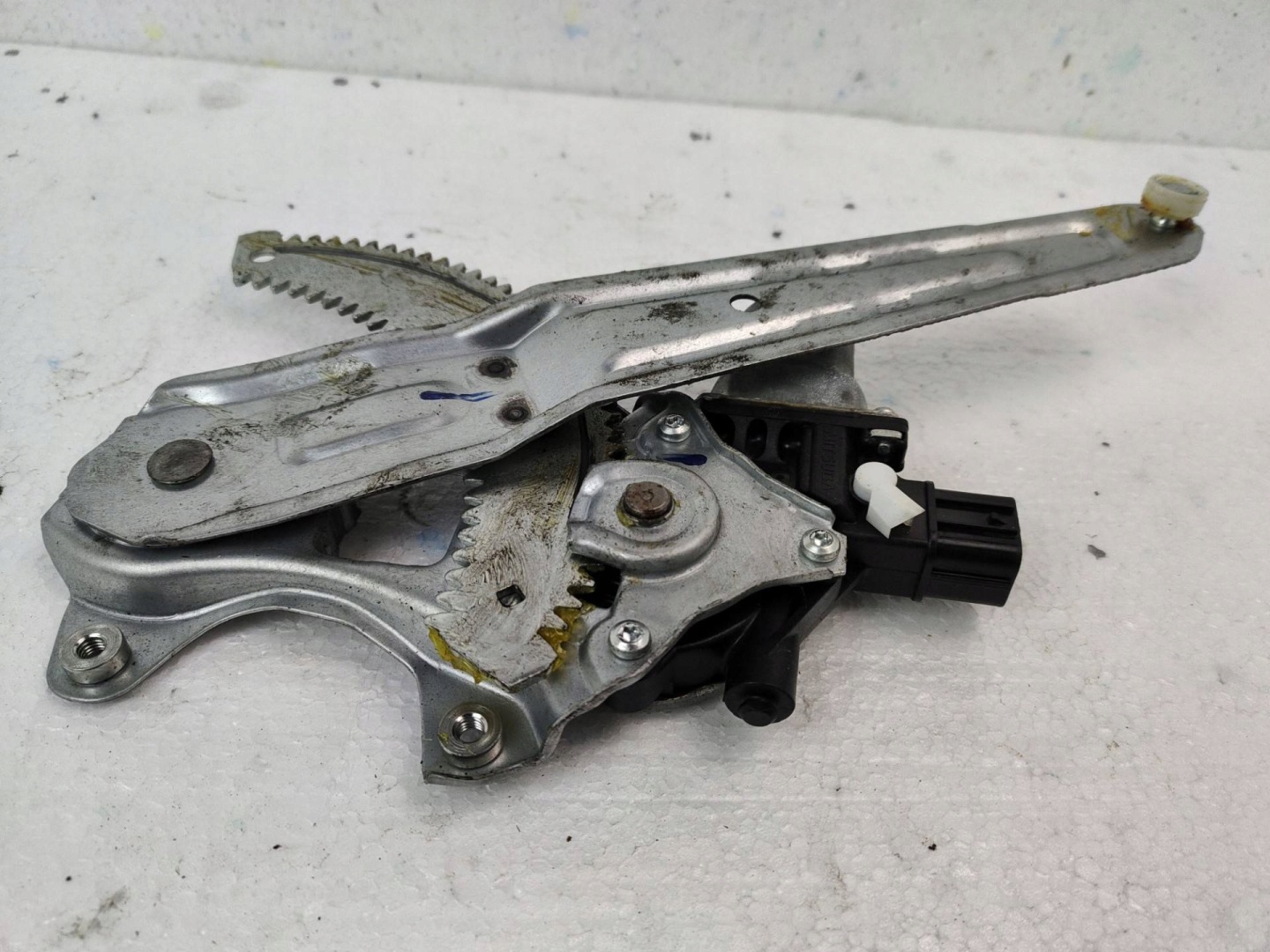 window regulator electrical rear part right side Subaru Legacy 6 facelift BN
