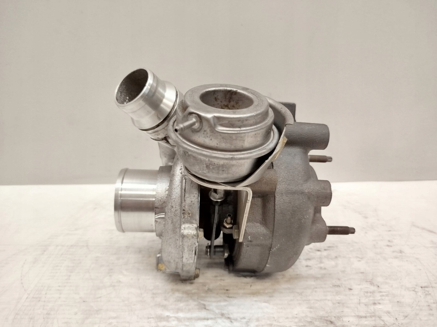 turbo 7701477853 GTA1749V H8200347344 2.0 dci Renault 109473 km