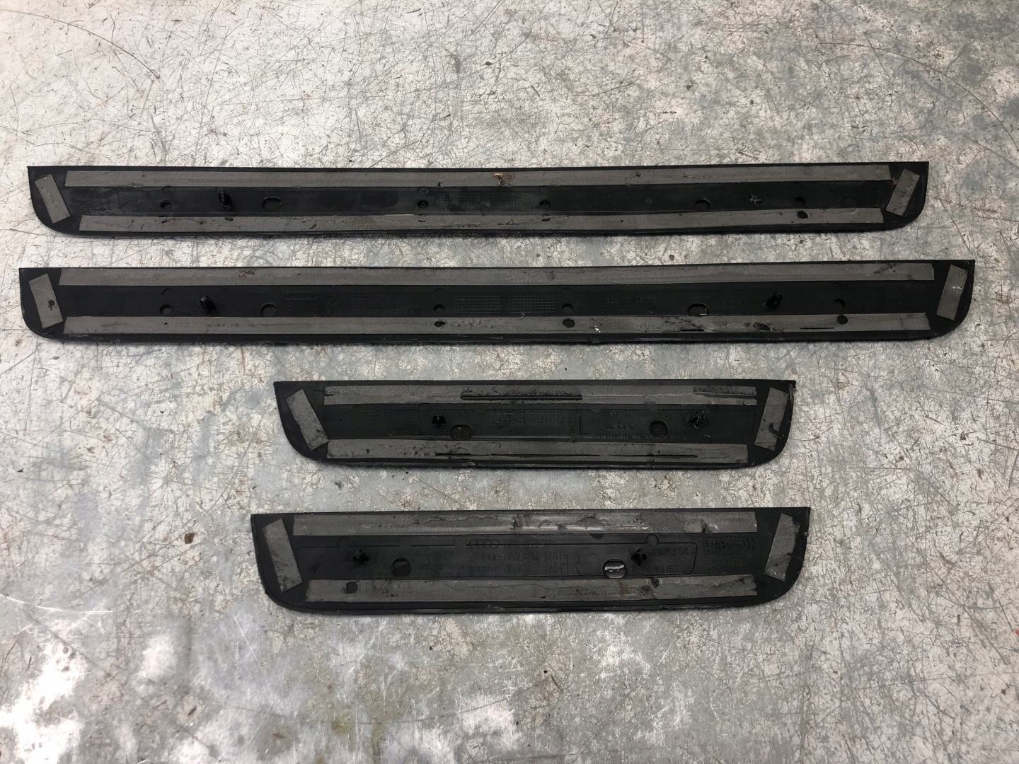 moulding threshold S-LINE AUDI A4 B8 KOMPLET