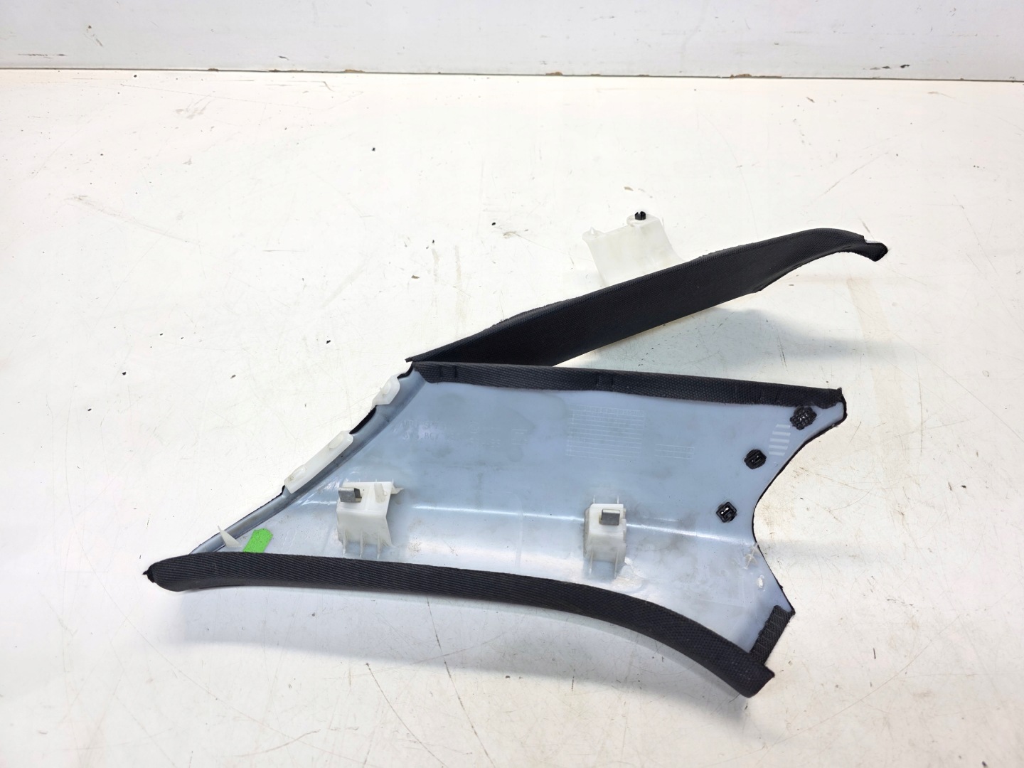 cover side SLUPKA C left S LINE AUDI A4 B9 8W5867287A