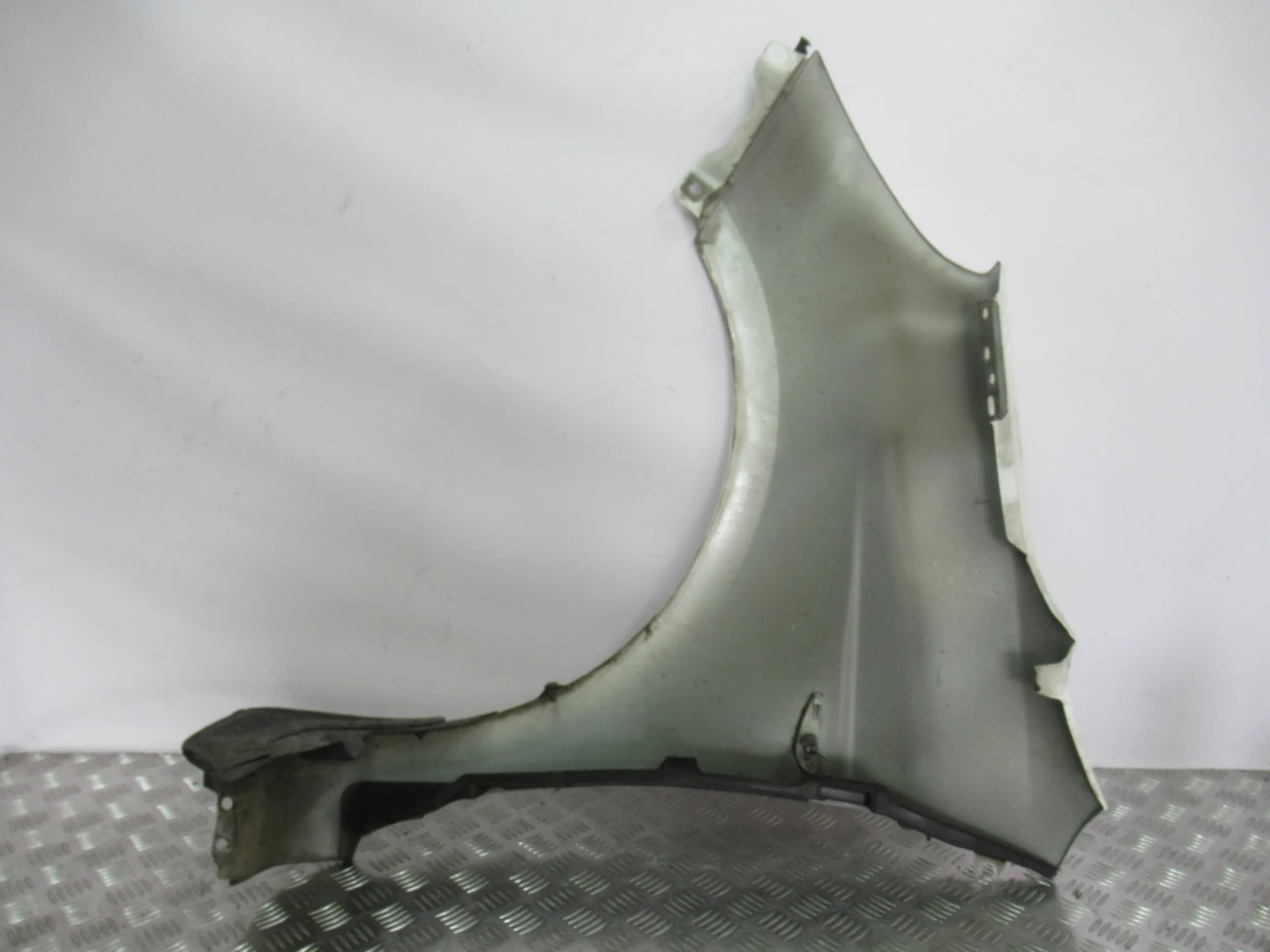 fender front front right HYUNDAI I20 07