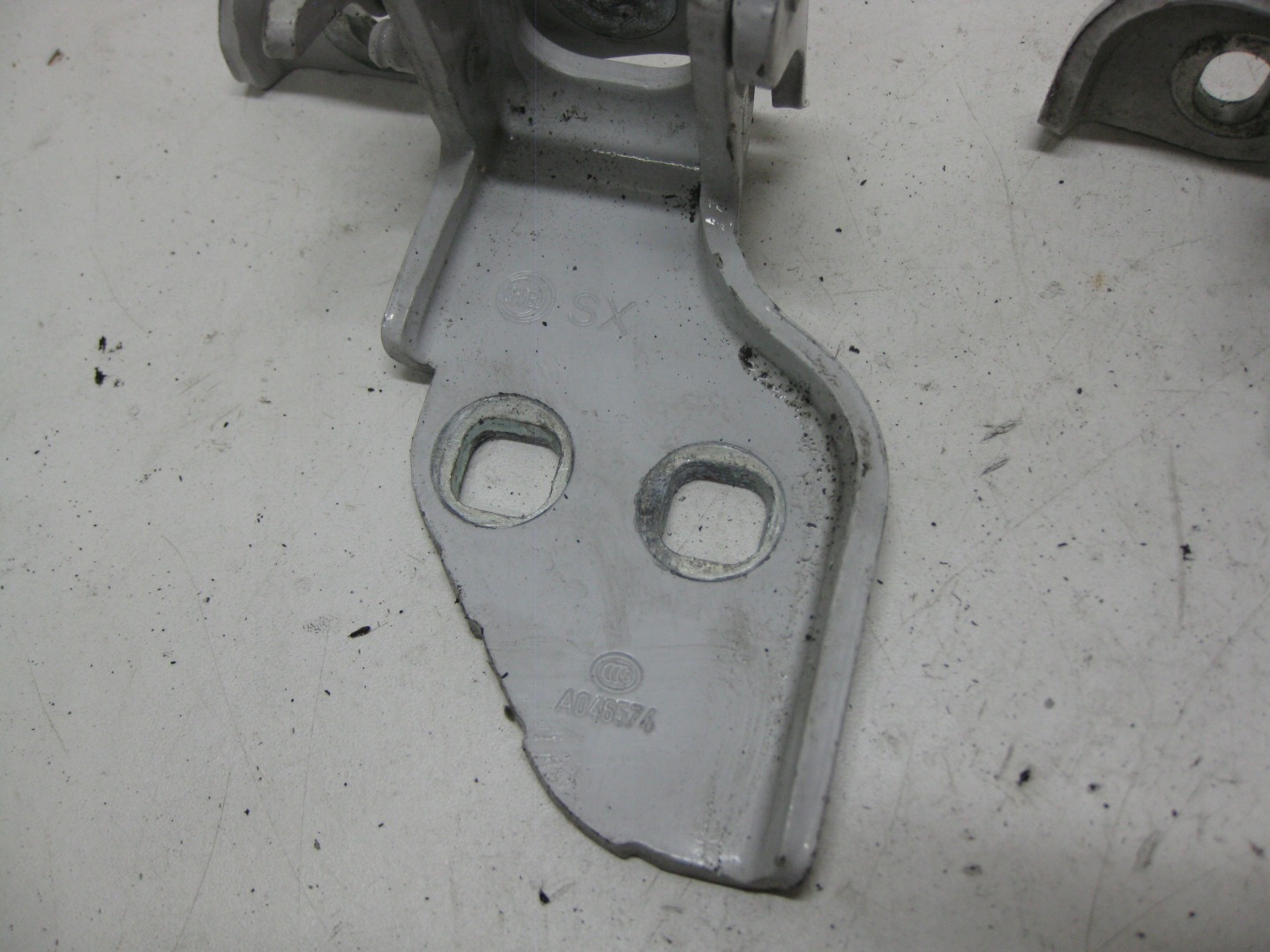 BOXER JUMPER DUCATO III LIFT hinge door left front GORA and DOL A046574