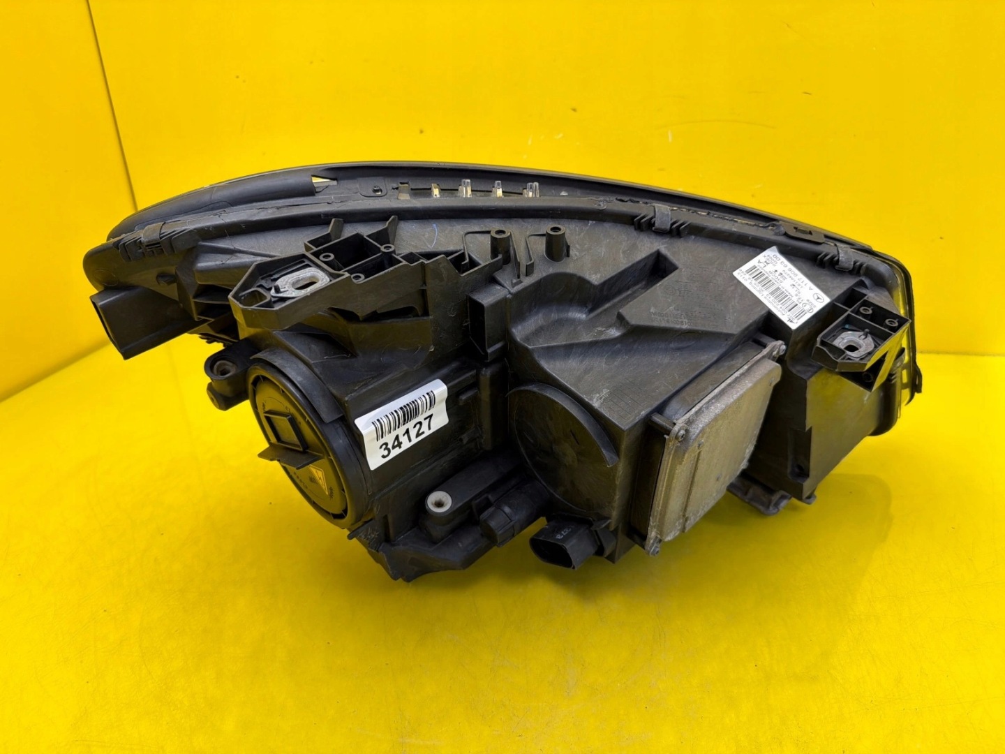 light left Mercedes CLA W117 Bi-Xenon A1179066300