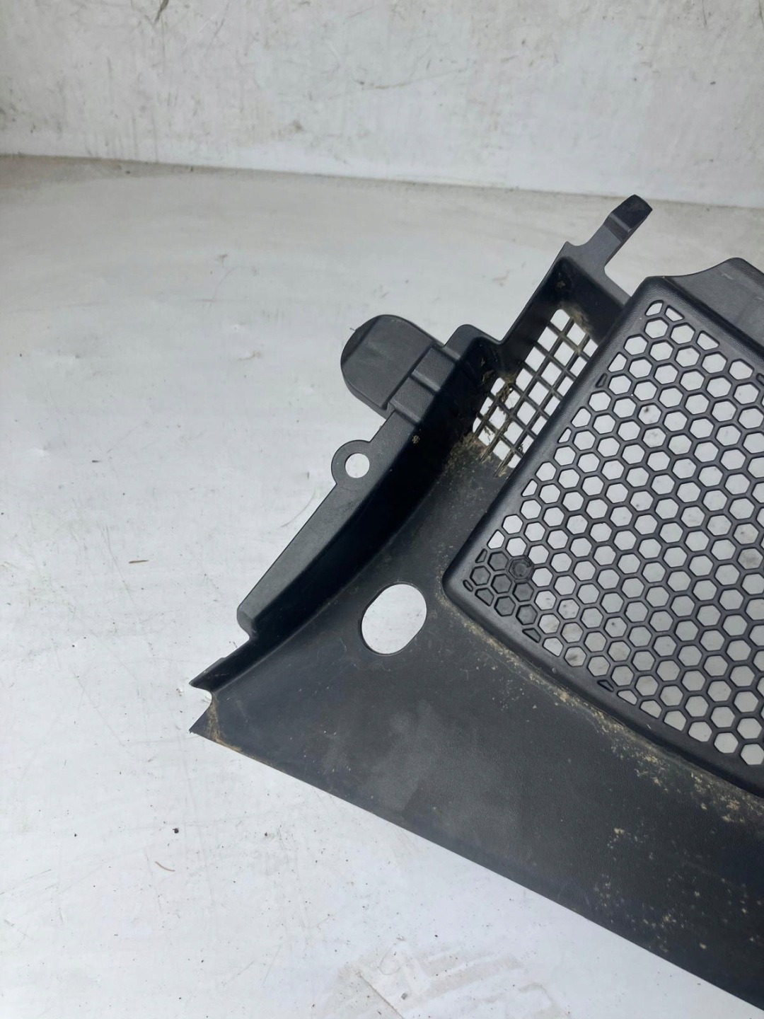 torpedo upper left PEUGEOT 208 9673302777
