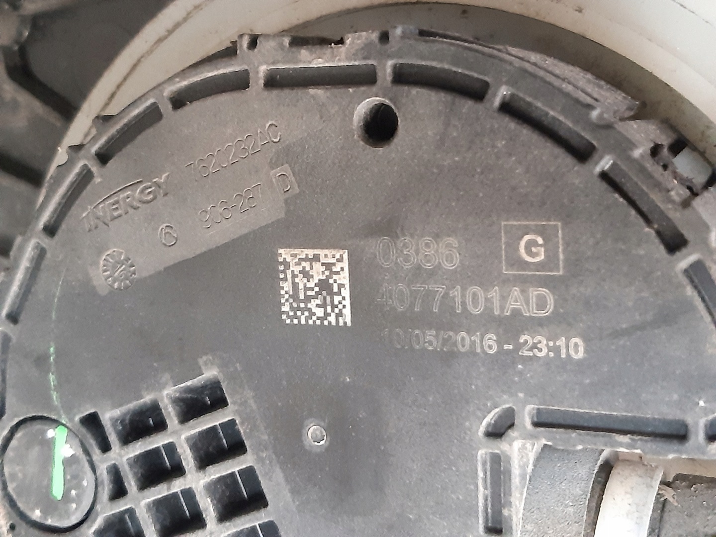 Behälter AdBlue 4067416AC Audi A4 B9