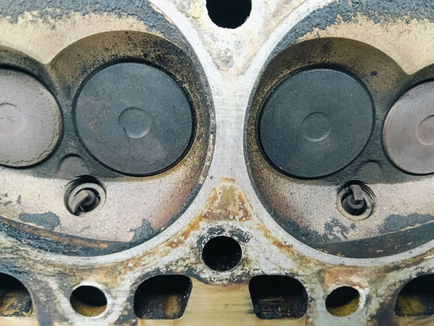 TESTATA SKODA Fabia e 1.4 MPI 047103373H