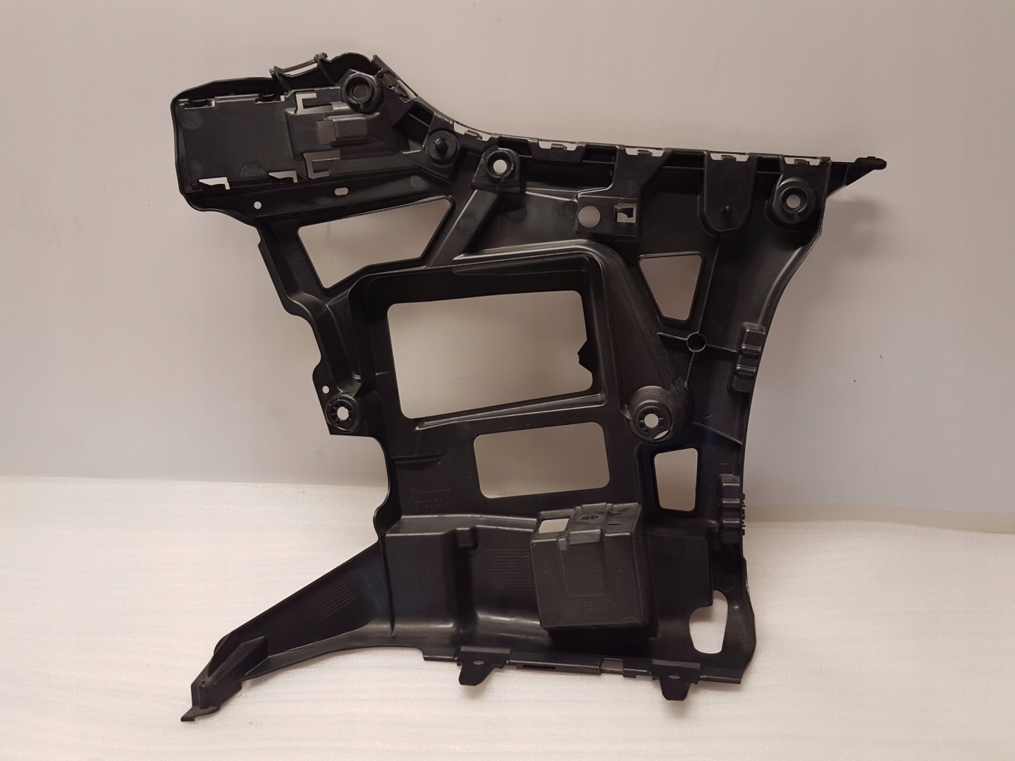 bumper bracket left rear part BMW M4 G82 M4 G83 8074727