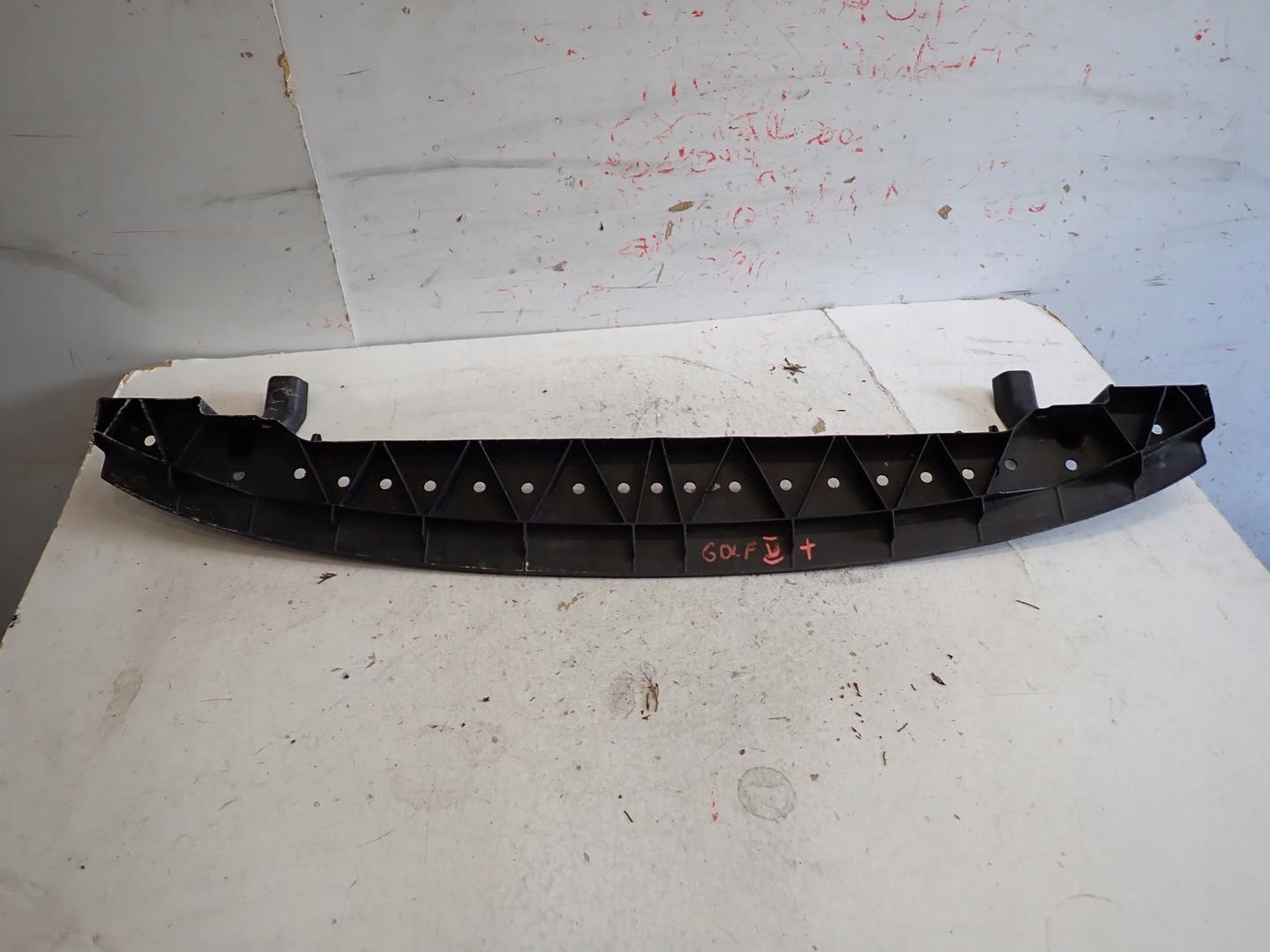 pillar of a bumper front VW GOLF V+ plus 2005- 5M0807093B
