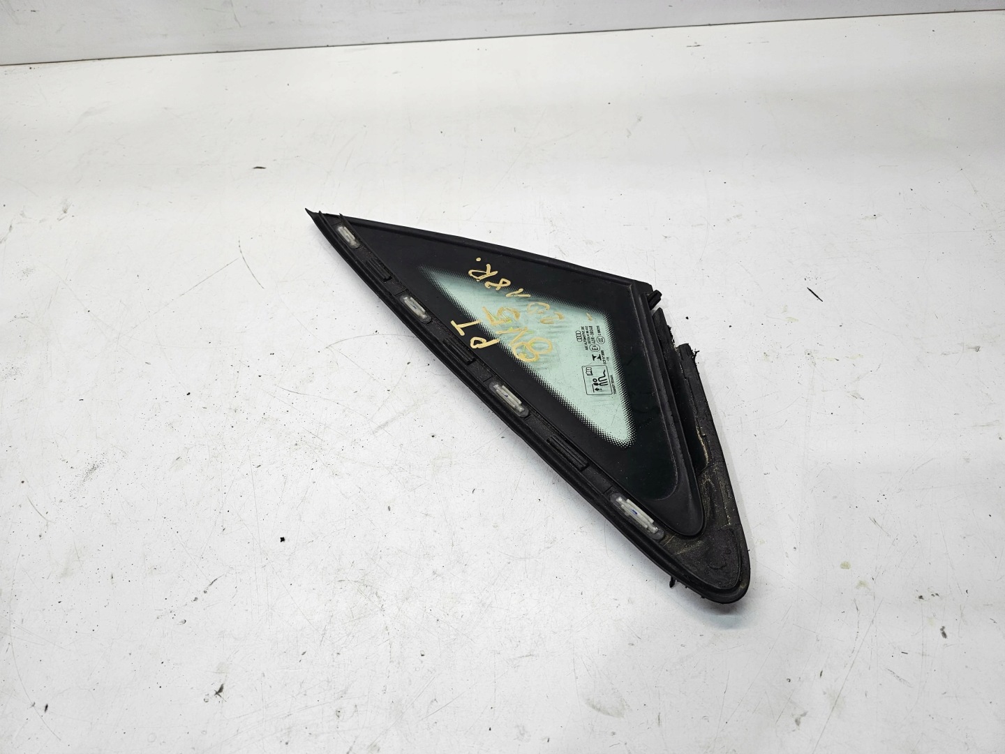 window bodywork right rear part AUDI A3 8V sedan 2015R 8V5845298k