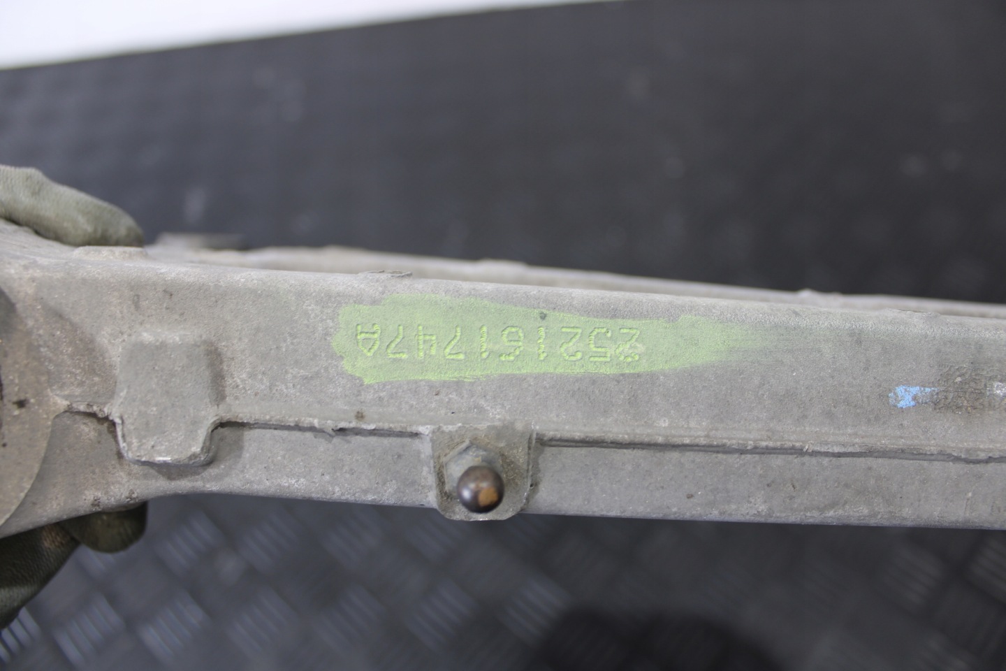 arm right front 252161747A JEEP CHEROKEE V 5 KL