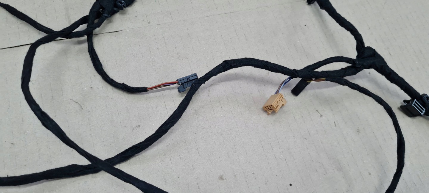 SQ8 4M RSQ8 Q8 bundle wiring BOCZKA door right front 4M8971036D