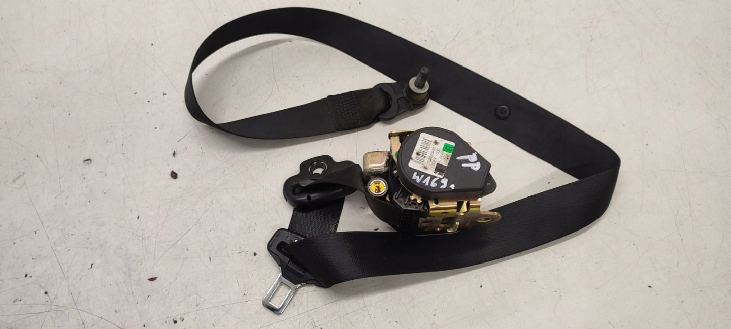 seat belt right front Mercedes W169 1,7 5D