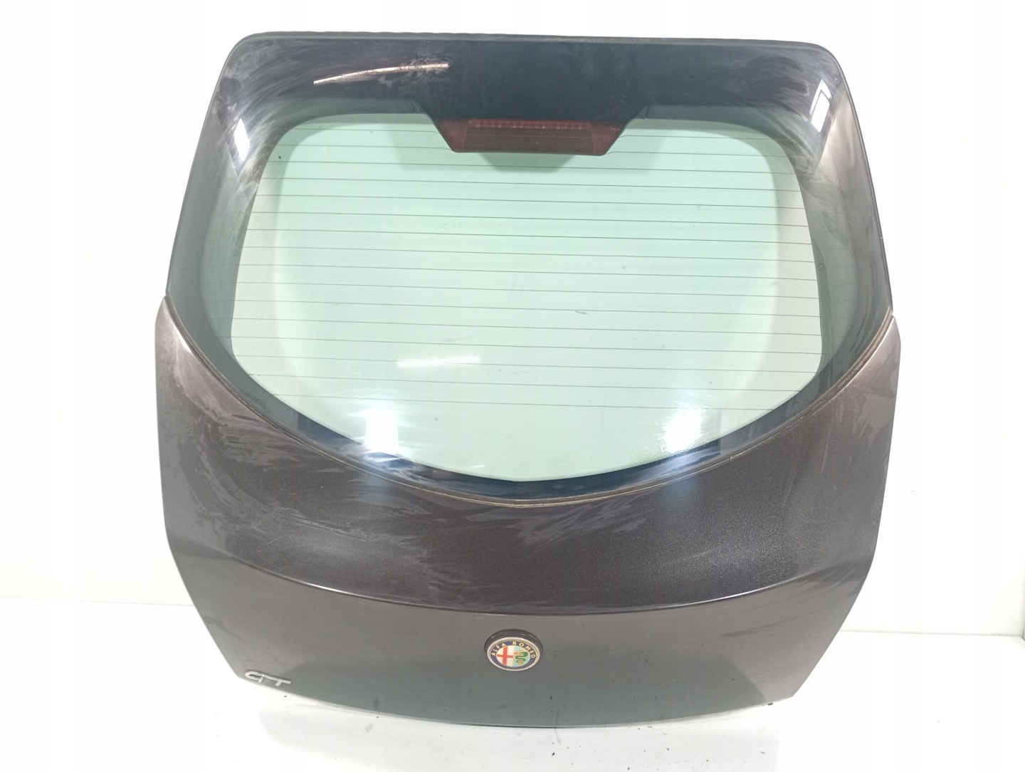 Alfa Romeo GT 03-10 trunk door boot rear rear part