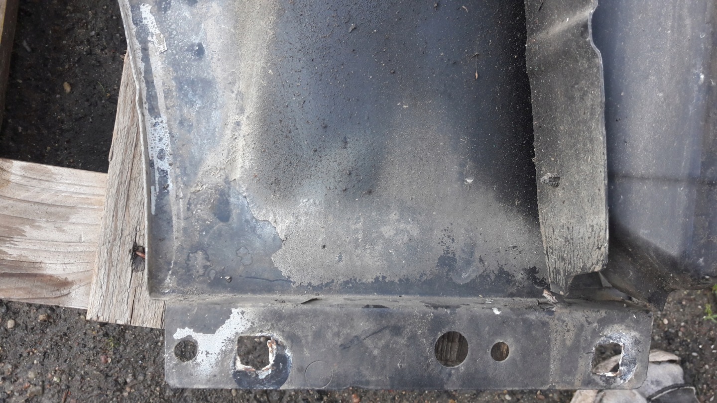 MERCEDES W204 fender right front 197