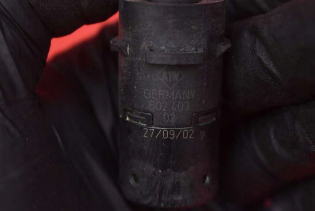 Sensor Parken vorne PDC 4B0919275F AUDI A6 C5 01-04