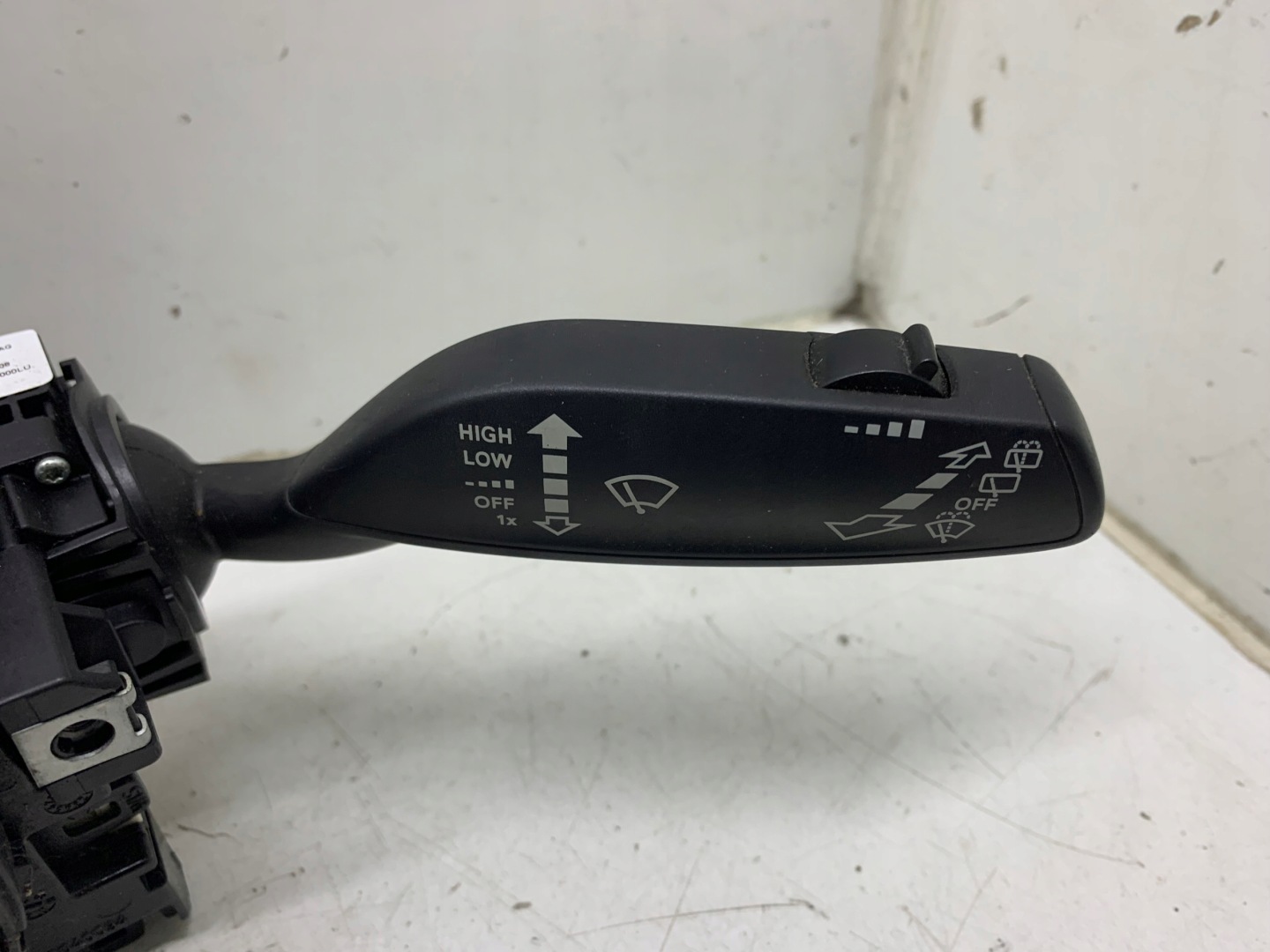 steering wheel levers and controls MANETKA ring TEMPOMAT 8V0953521B AUDI A3 8V 13-16