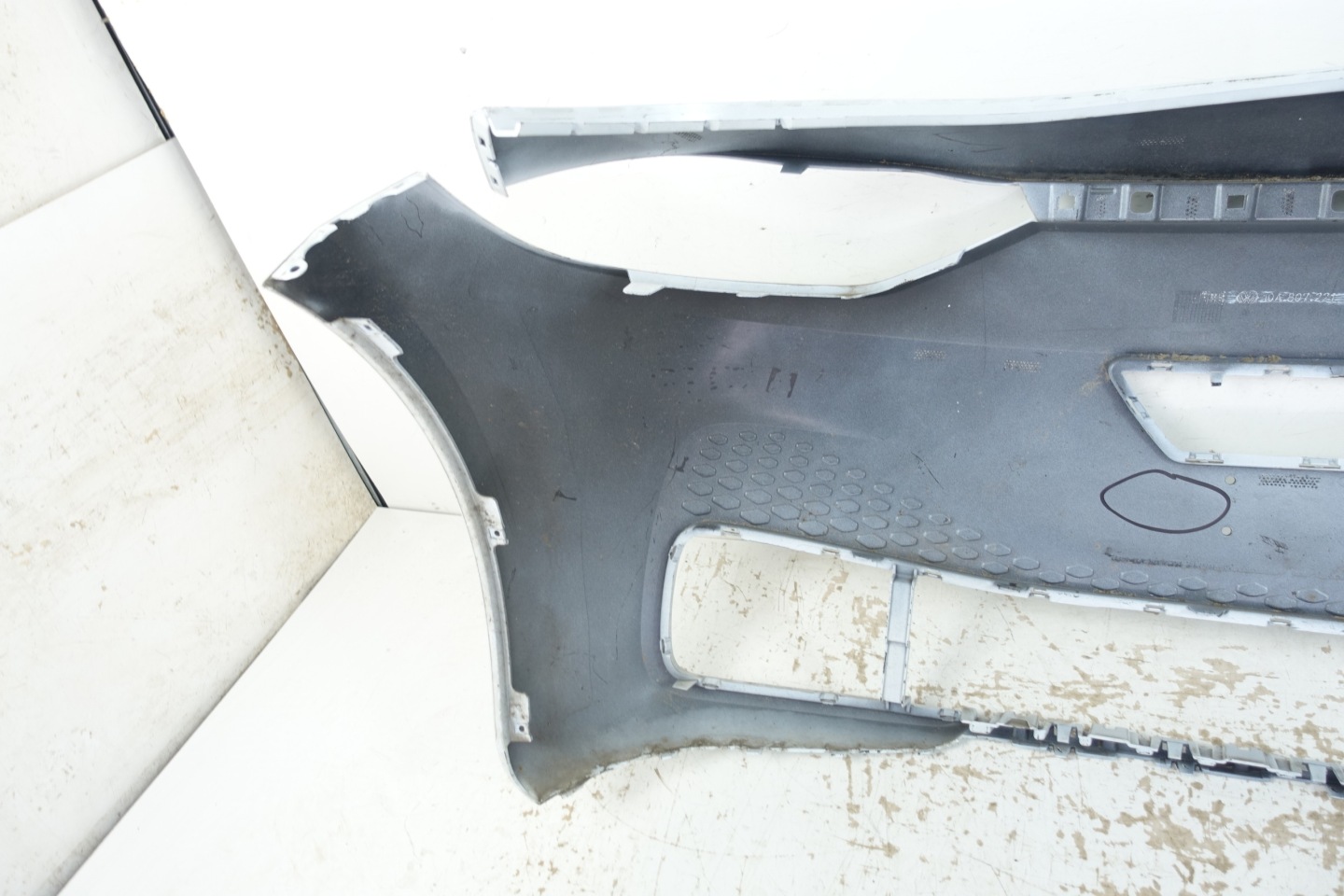 VW VOLKSWAGEN ID3 ID.3 10A bumper front front 10A807221