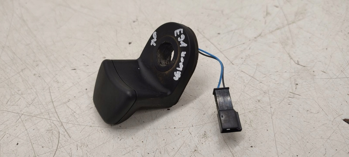 Bouton Bouton de la serrure du capot Vitres BMW E91