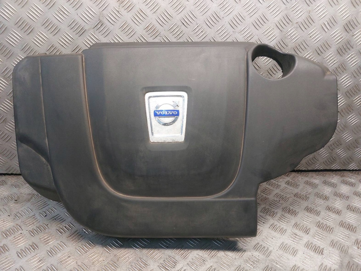 motor cover upper VOLVO XC60 and 2.4 D5 31319190