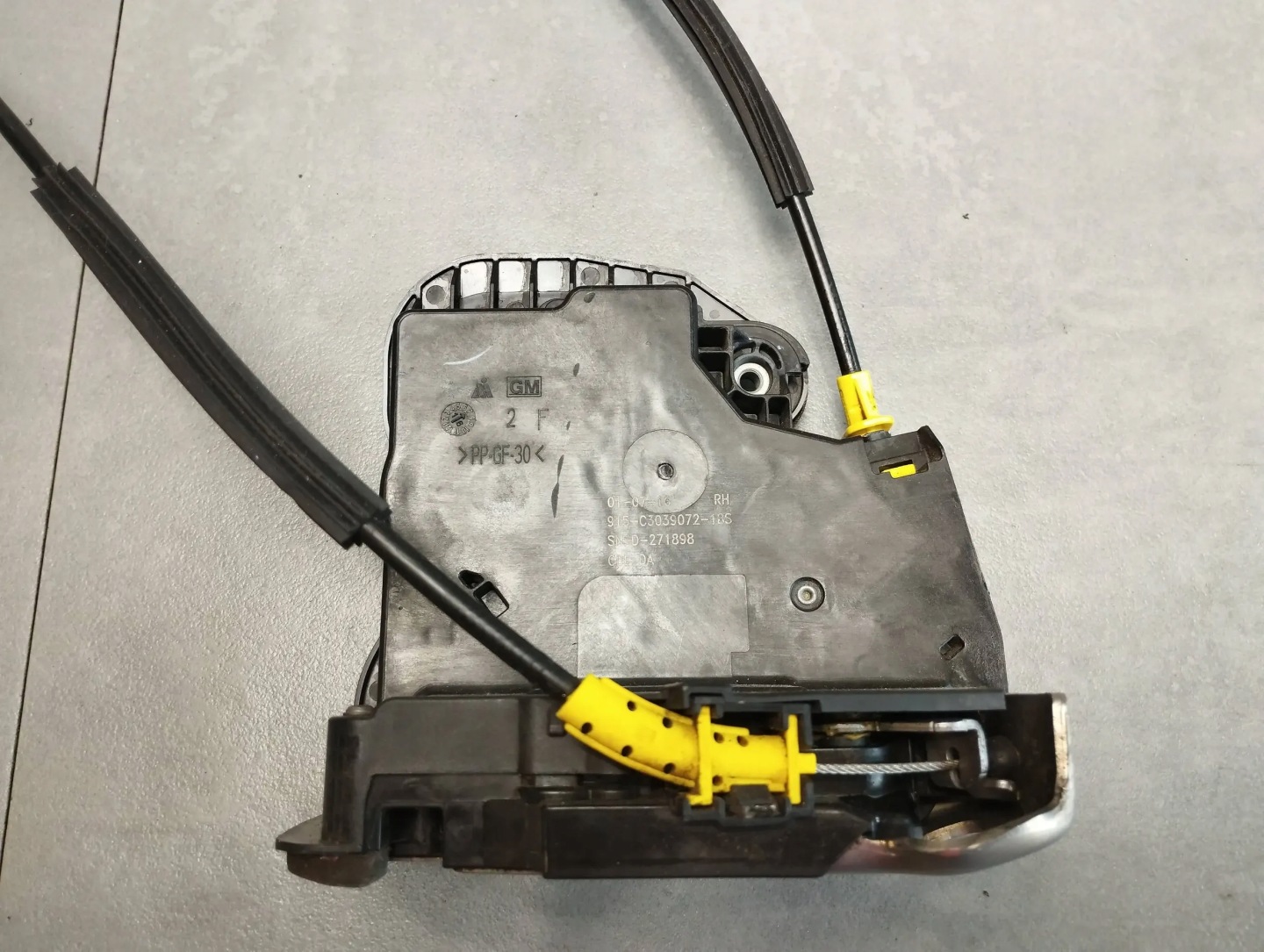Opel Astra K lock right front C3039072