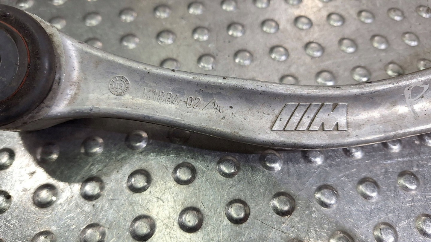 arm right rear part ORGINAL 2283548 BMW E90 E91 E92 E93 M3