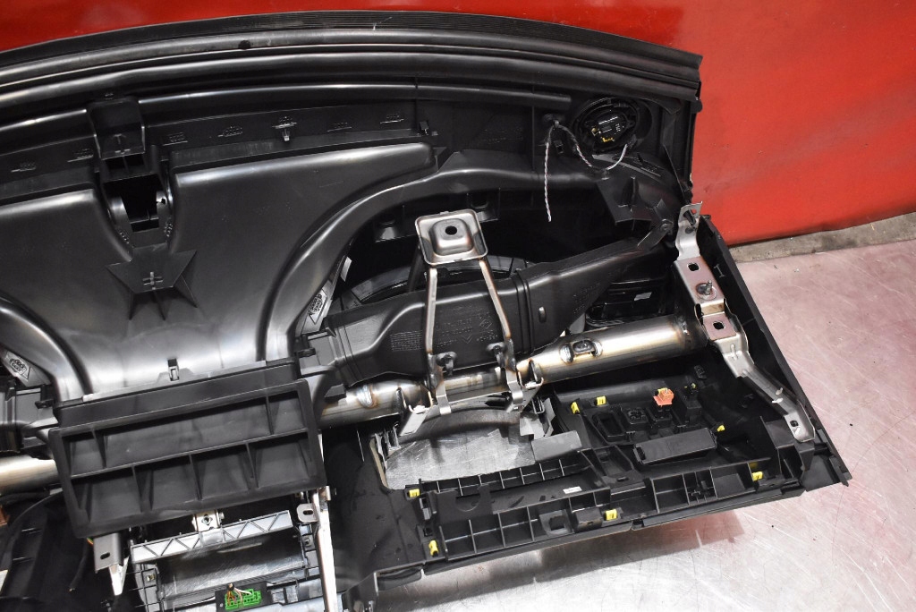 dashboard instrument panel console cockpit airbag EU CITROEN C4 2 II 10-17