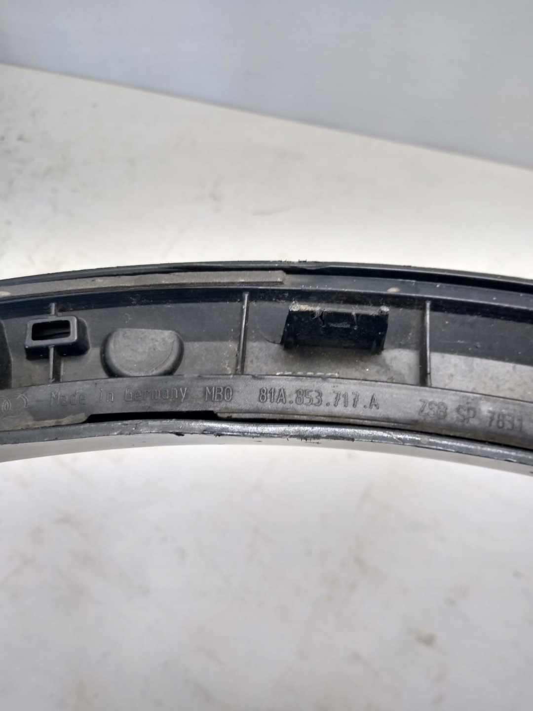 AUDI Q2 16-26 moulding cap left front