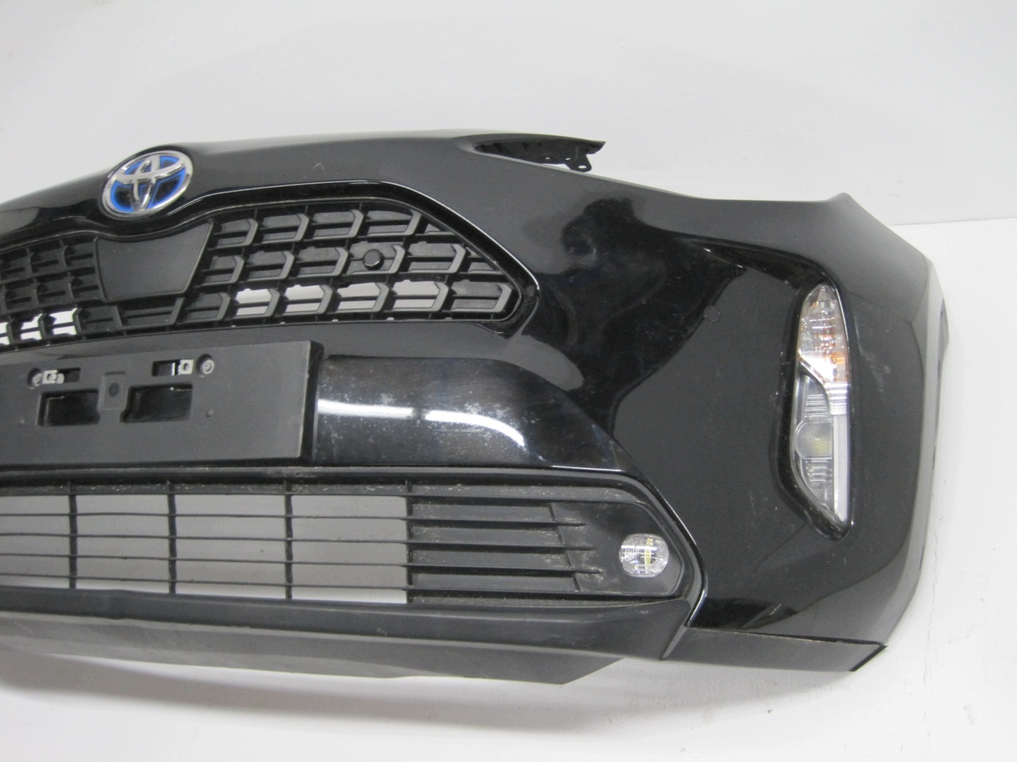 bumper TOYOTA YARIS CROSS 4PDC front front