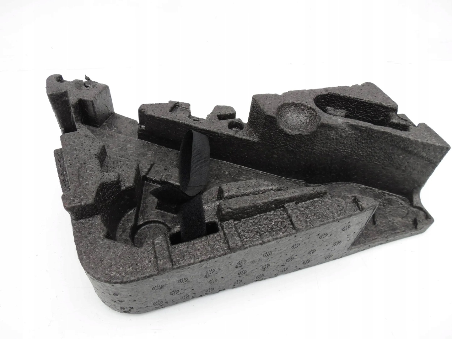 WKLAD polystirene boot 7L0012112A PORSCHE CAYENNE and 7L 7L5