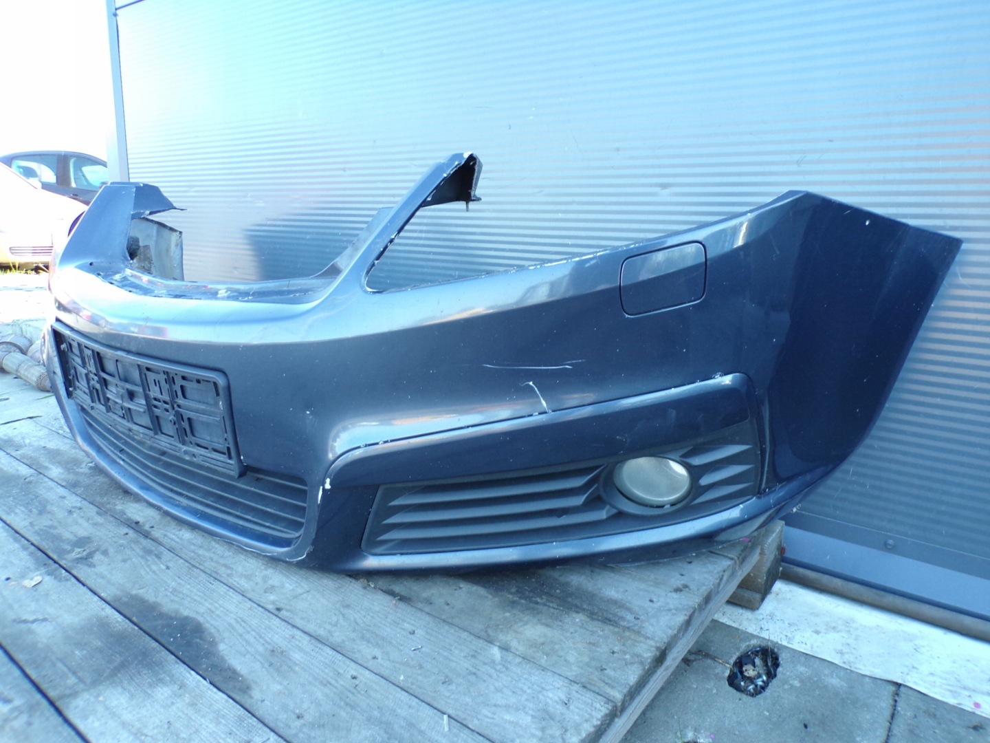 front bumper front OPEL ZAFIRA B washers (1)