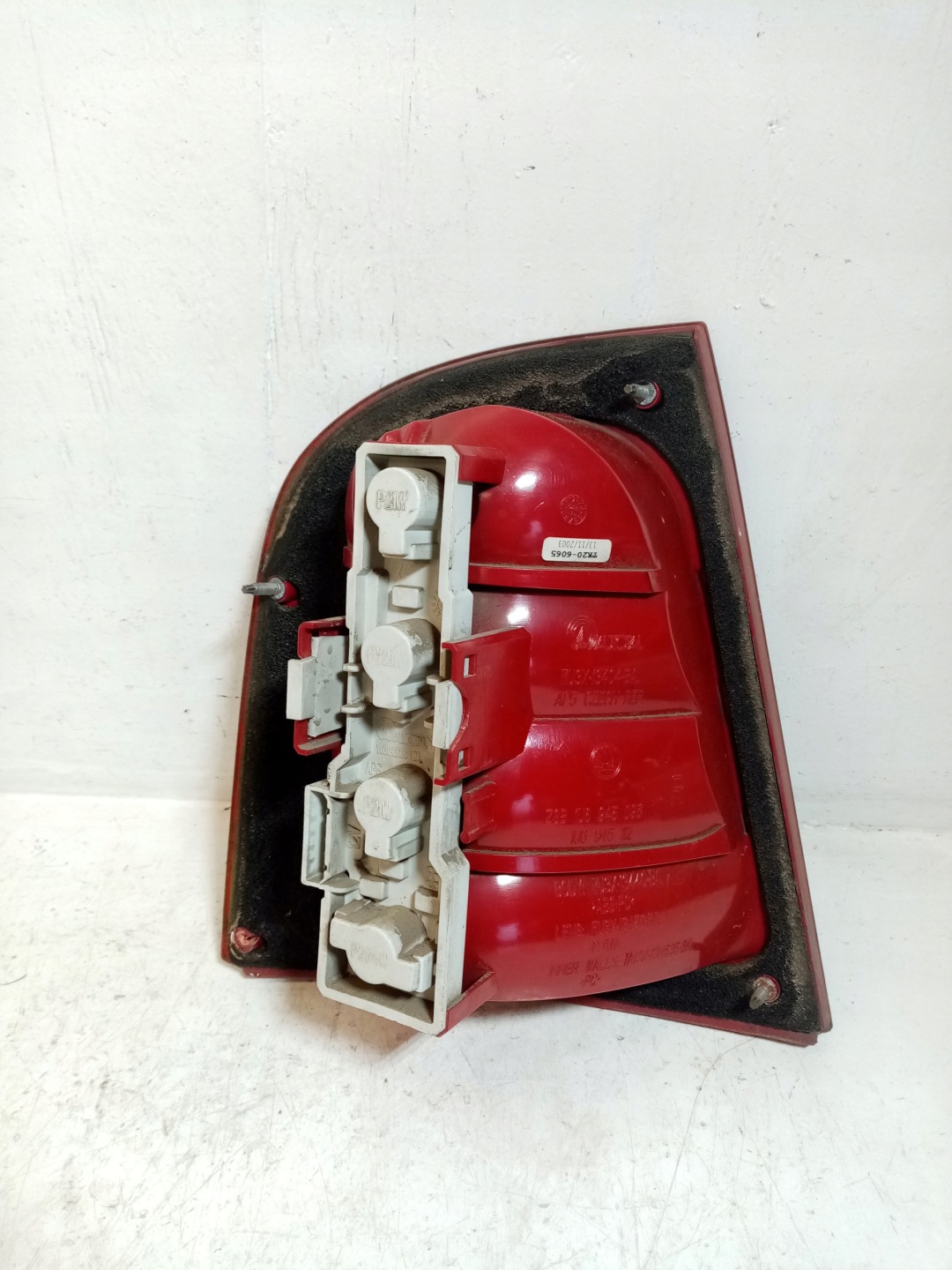 light right rear LIFT SKODA OCTAVIA 1 1U6945096