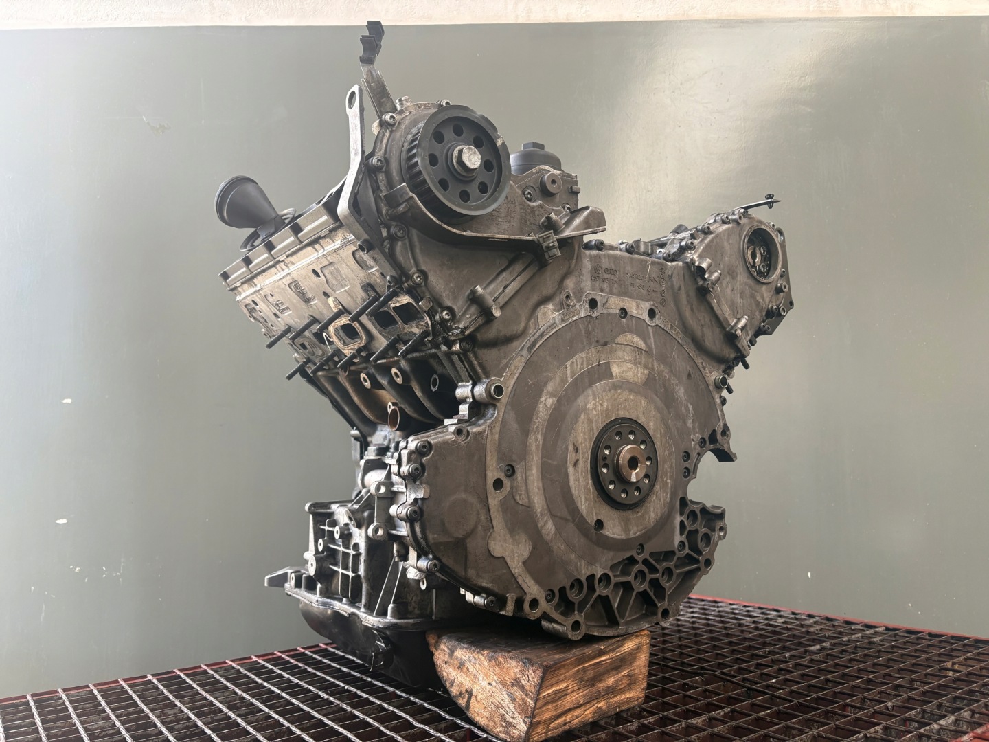 engine DIESEL- pillar AUDI Q7 4.2 TDI 2007 BTR 006116