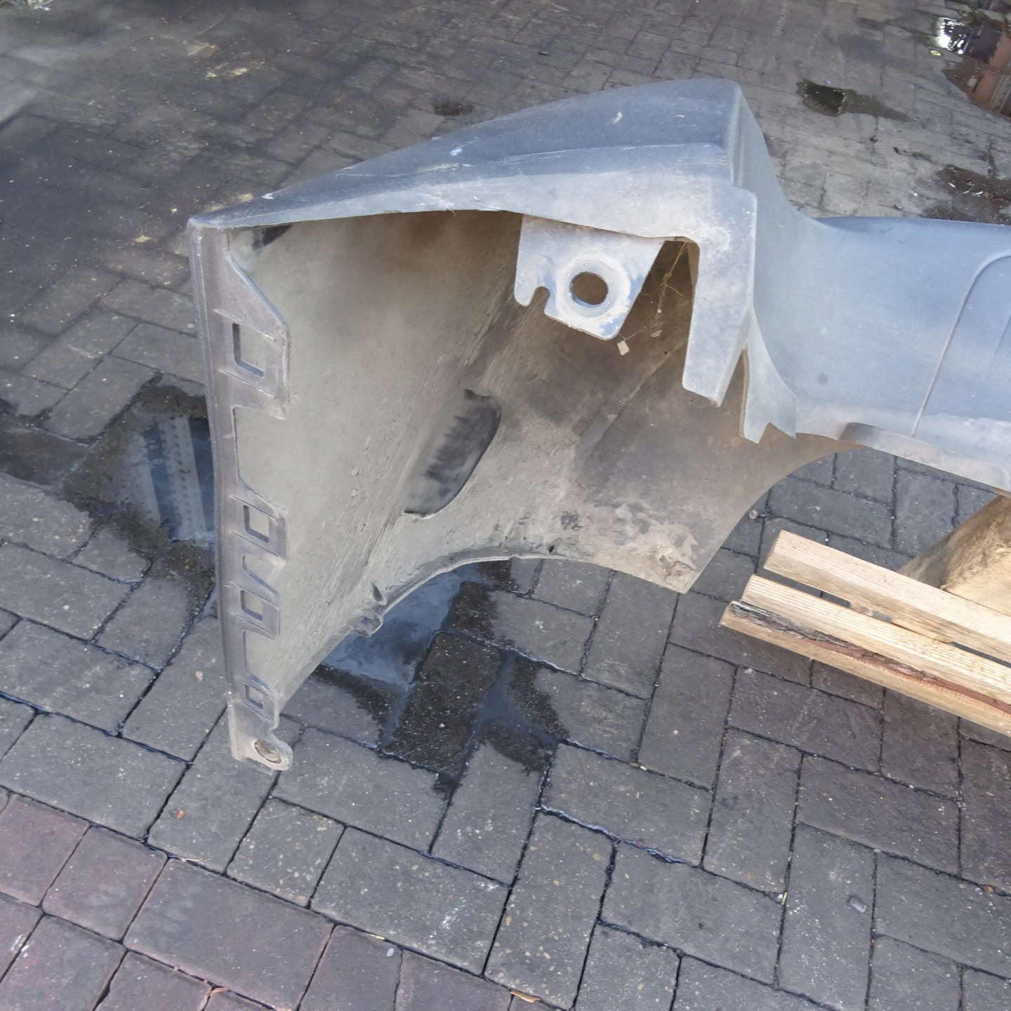 FIAT DOBLO II bumper rear part 084
