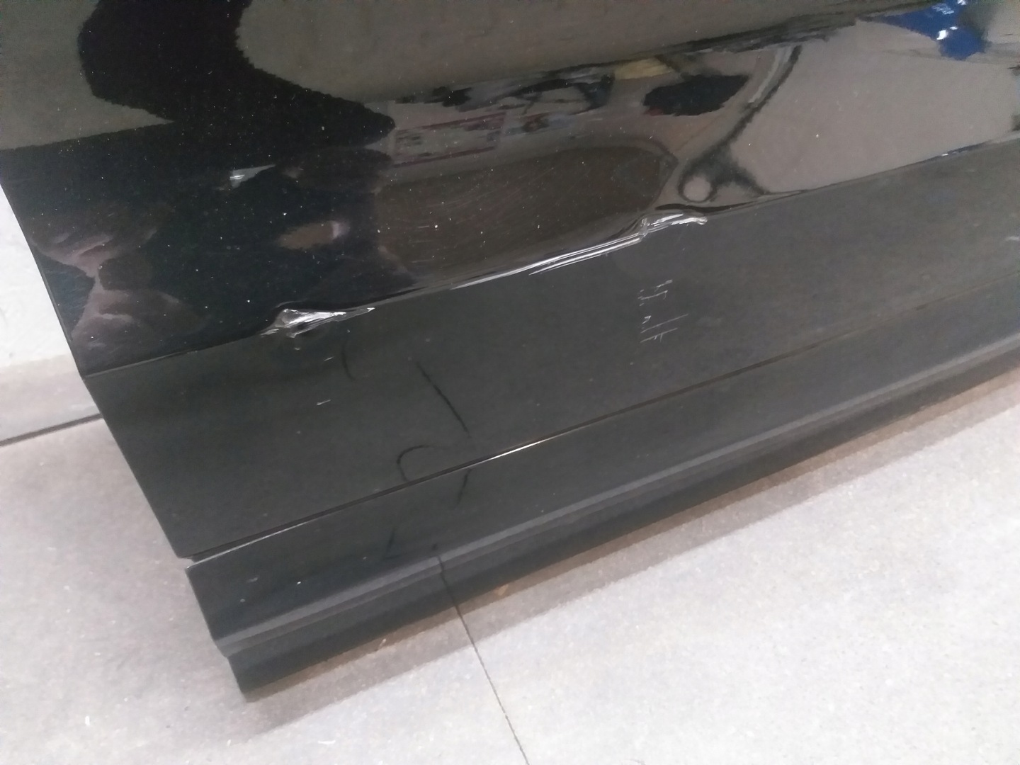 DOOR FRONT RIGHT AUDI Q3 8U0 08