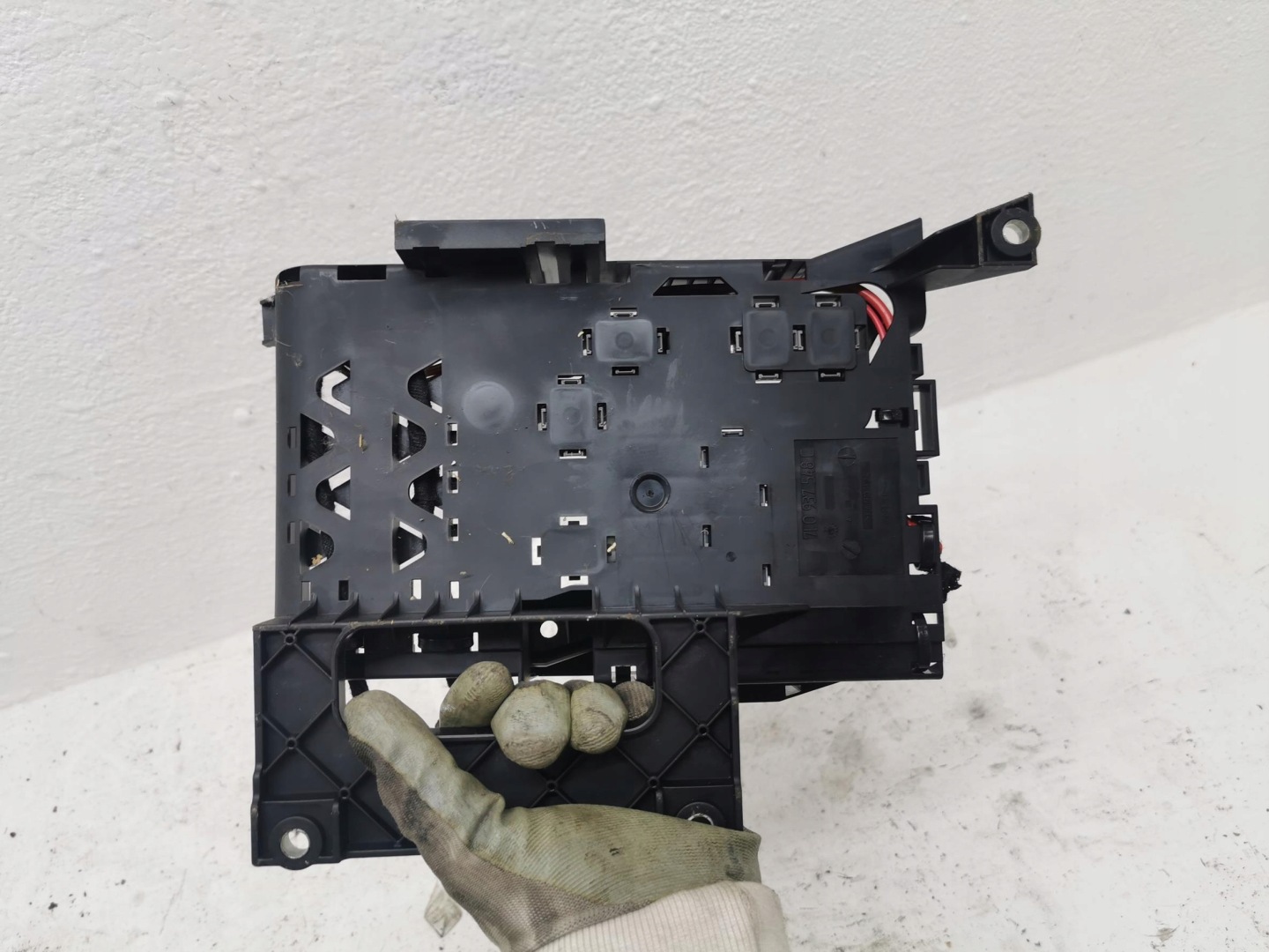 ROZDZIELACZ PRADU AUDI Q7 e 4L 3.0 V6 7L0937548C