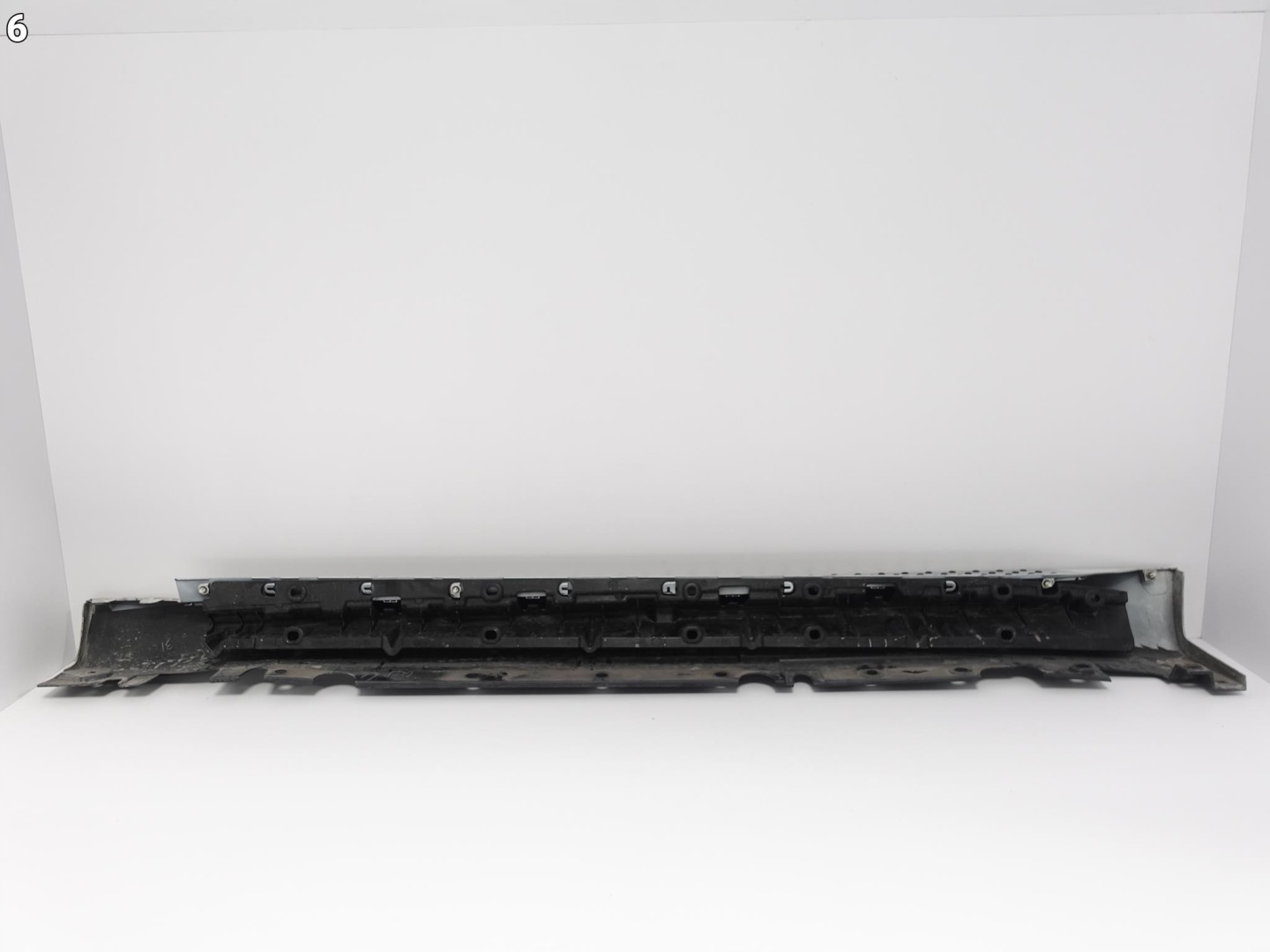 BMW X6 E71 E72 threshold right moulding STOPIEN cap