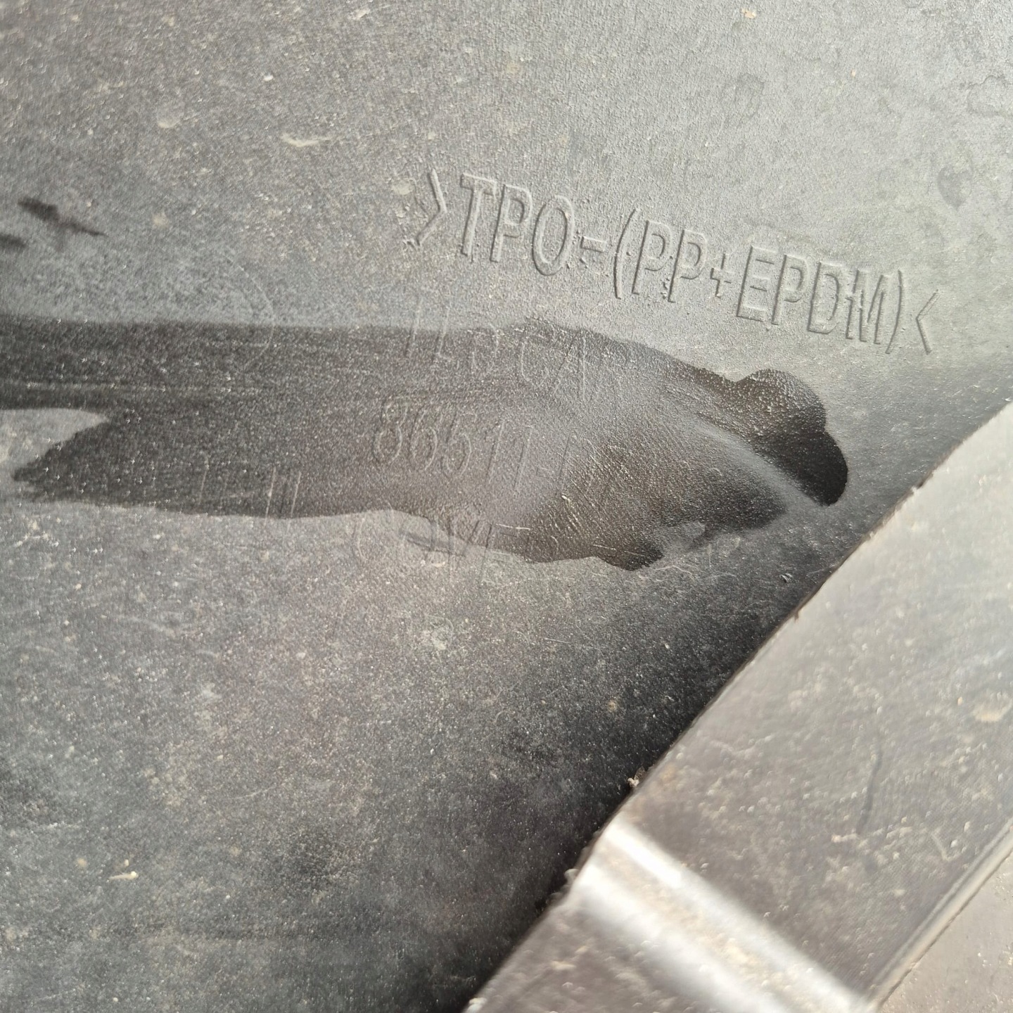 HYUNDAI TUCSON III 15- bumper front front SPR PDC 86511-D7100