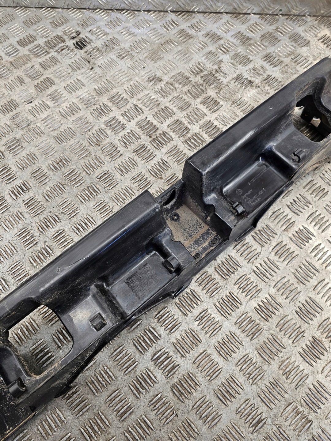 Traversa Paraurti posteriore VW TRANSPORTER T6 2015-2019 7E0807305C