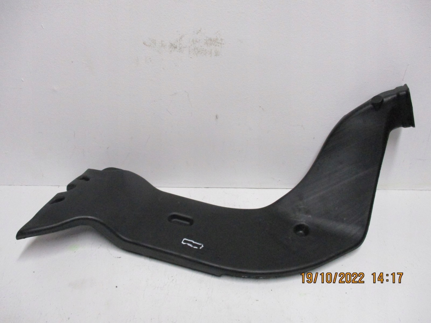intake air grid VW GOLF 5G0 5Q0819806E