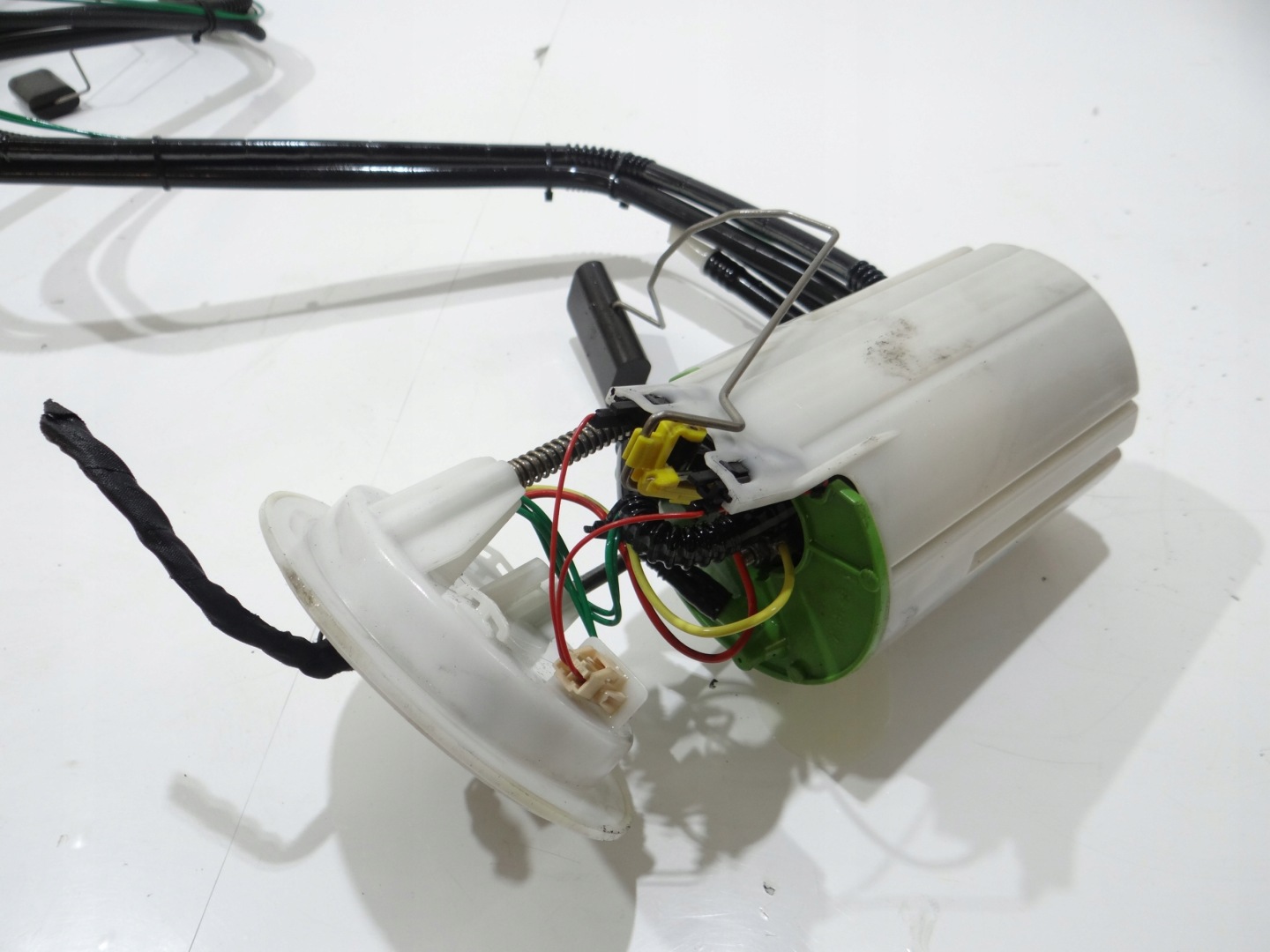 BMW 5 E60 LIFT feed pump N47 2.0D 7187933