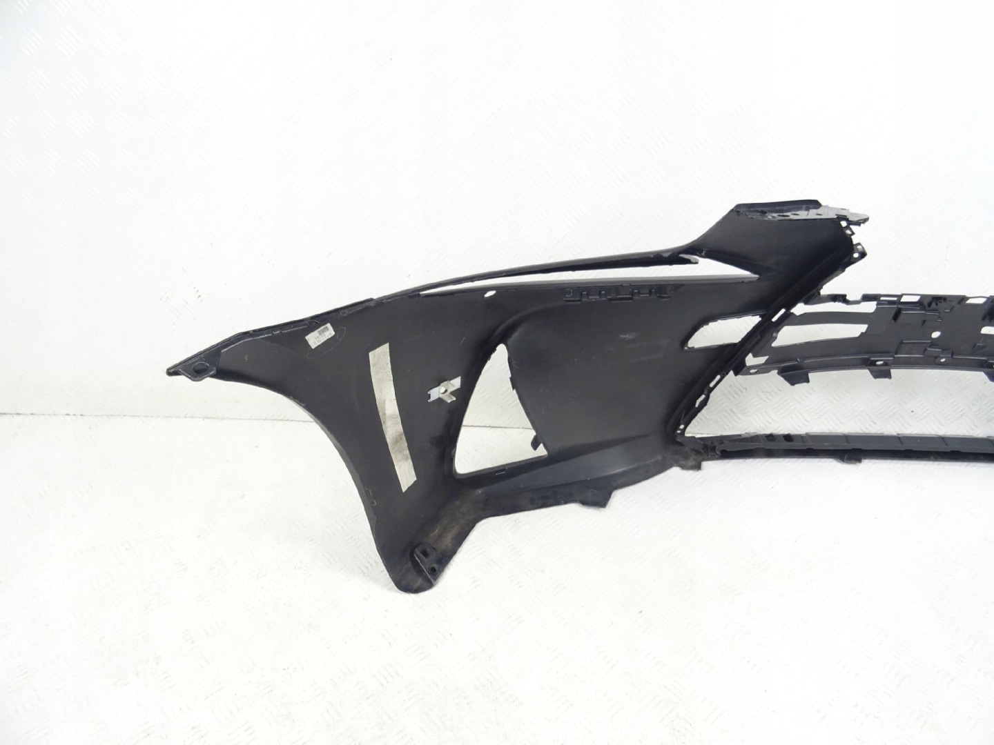 Lexus IS IS200T 300H 16- bumper front