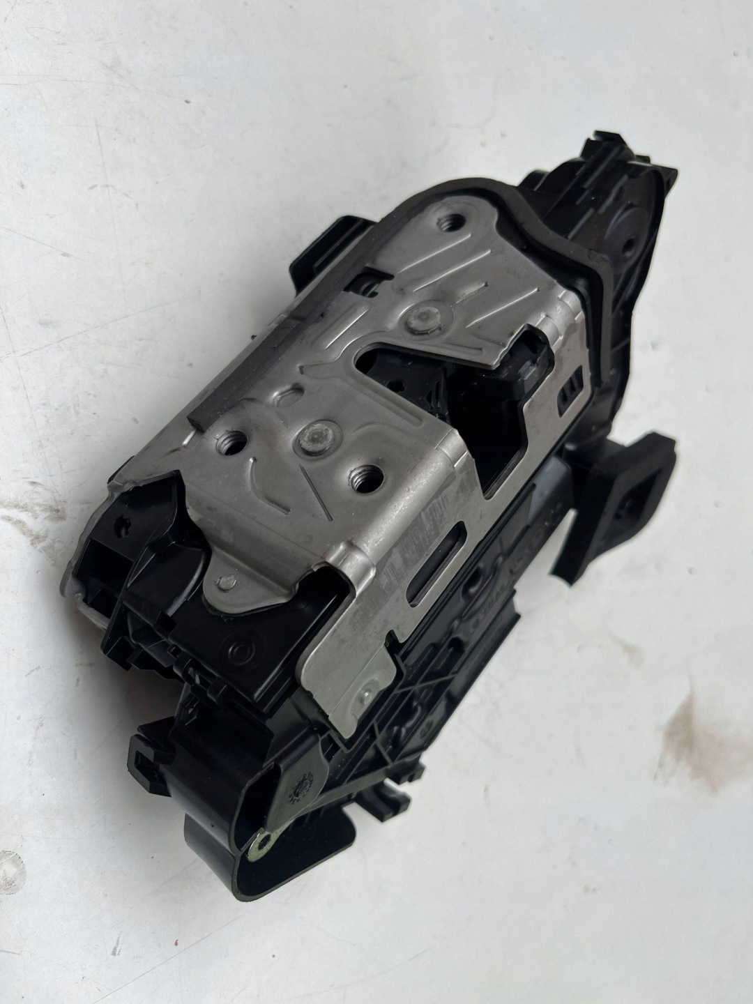 VOLKSWAGEN SEAT SKODA lock door left front 5TB837015D @M