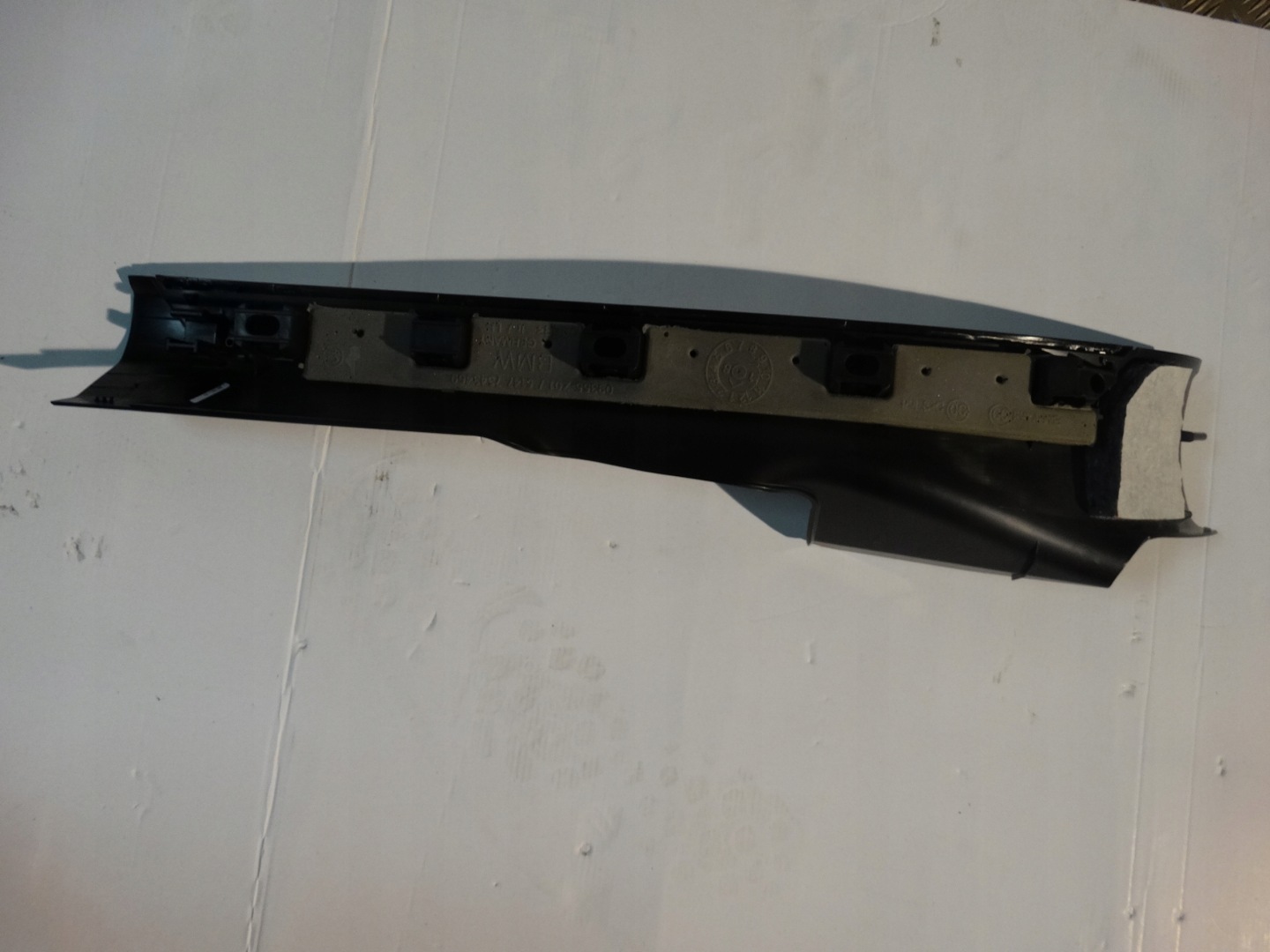 IDEAL moulding cap of the threshold rear left BMW G12 1