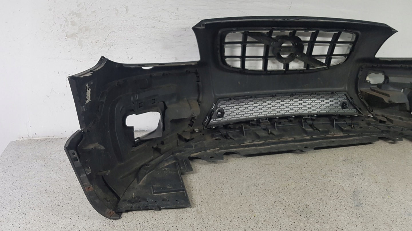 VOLVO XC70 XC 70 LIFT 2007 - bumper front 7778